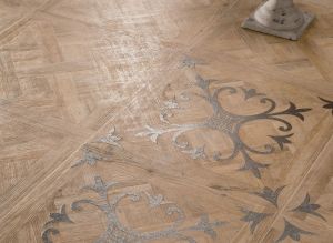 Patterned-wooden-floor-tiles-with-fleur-de-lis-motif - myLusciousLife.com.jpg